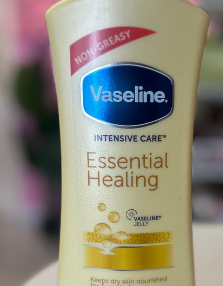 Vaseline Essential Healing Lotion 600 ml