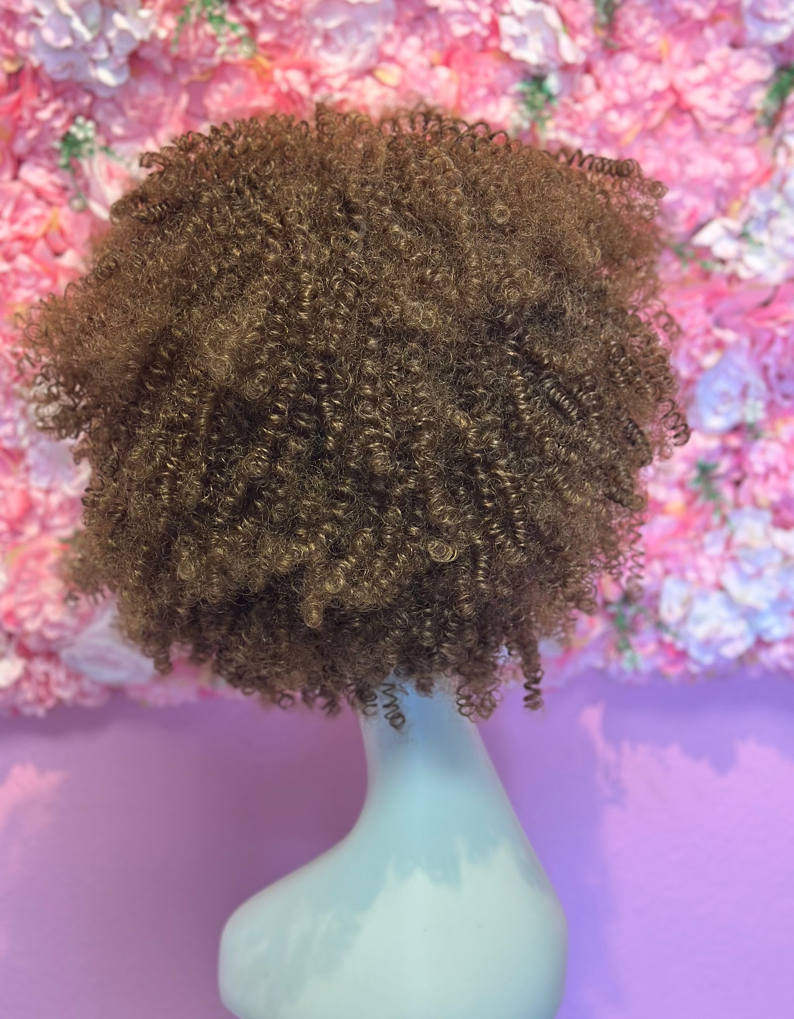 Peluca Sintética Flequillo Afro Rubio Dorado