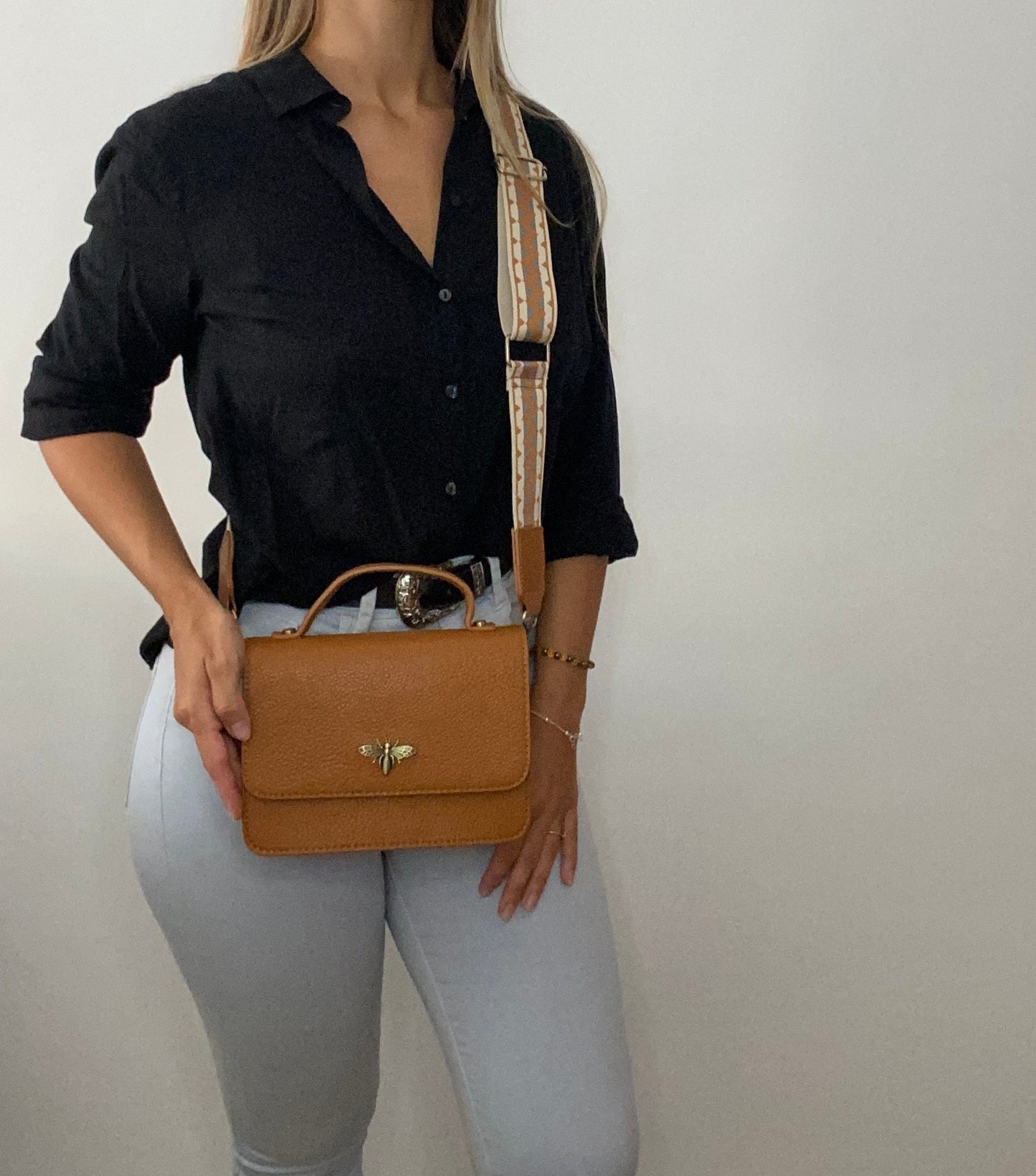 Bolso abeja camel